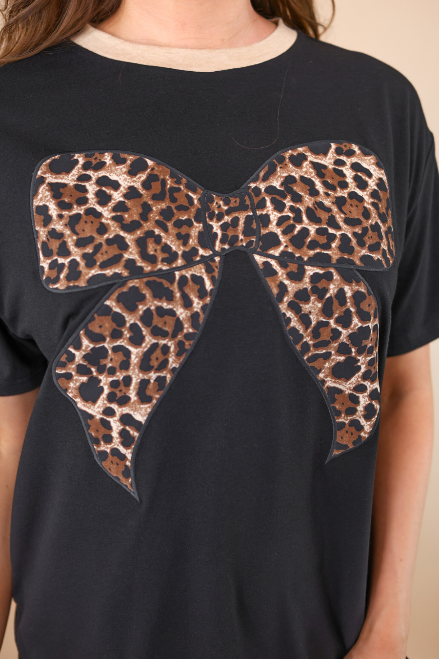 PREORDER-Leopard Bow Oversized Tee - ETA to me is 6/30 or before.
